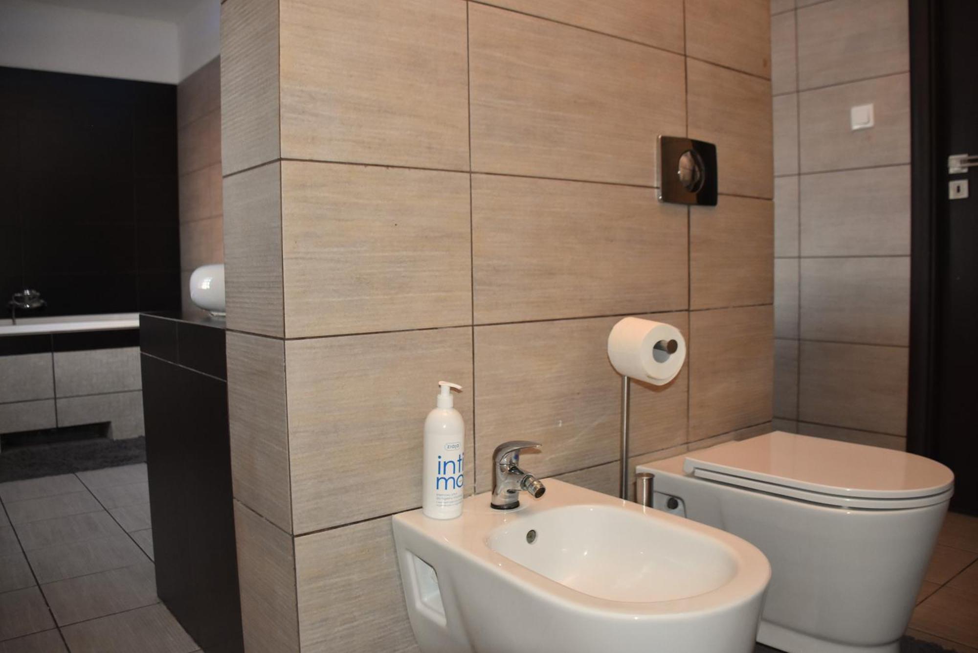 Апартаменти Manufaktura Bakery, Penthouse 200M, Prywatna Kamienica, Parking Strzezony Лодзь Екстер'єр фото