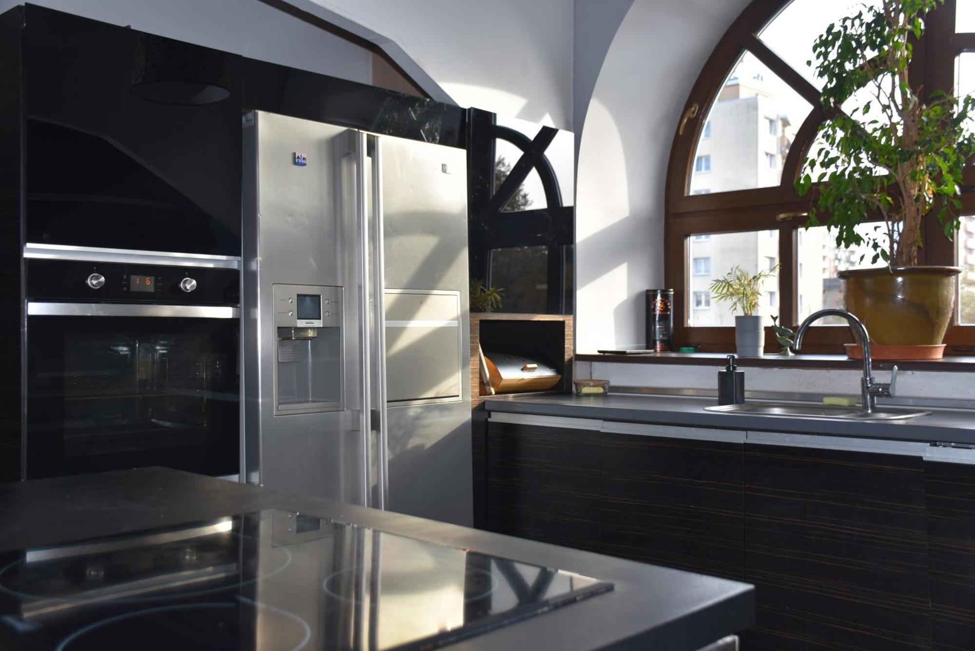 Апартаменти Manufaktura Bakery, Penthouse 200M, Prywatna Kamienica, Parking Strzezony Лодзь Екстер'єр фото