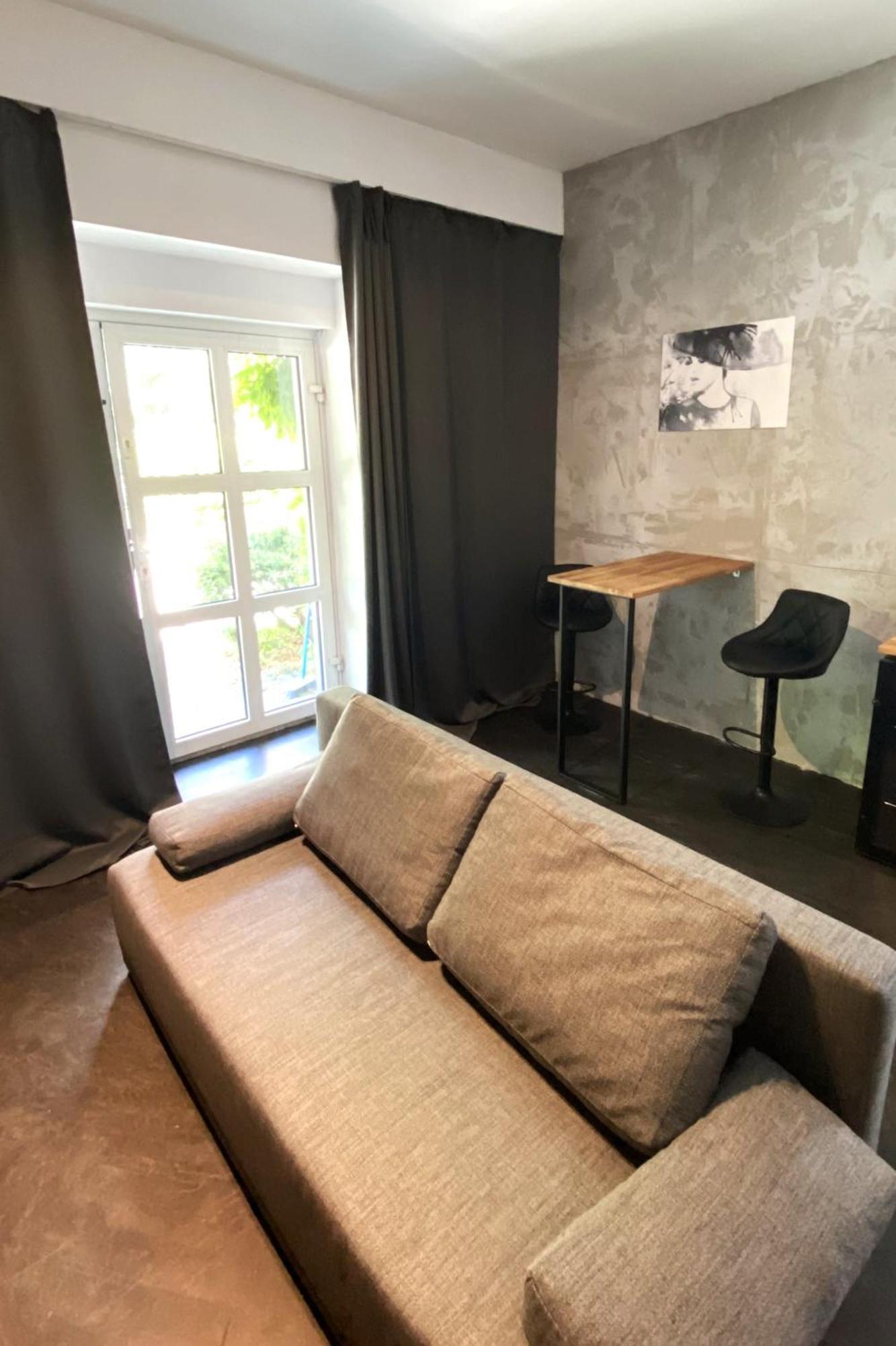 Апартаменти Manufaktura Bakery, Penthouse 200M, Prywatna Kamienica, Parking Strzezony Лодзь Номер фото