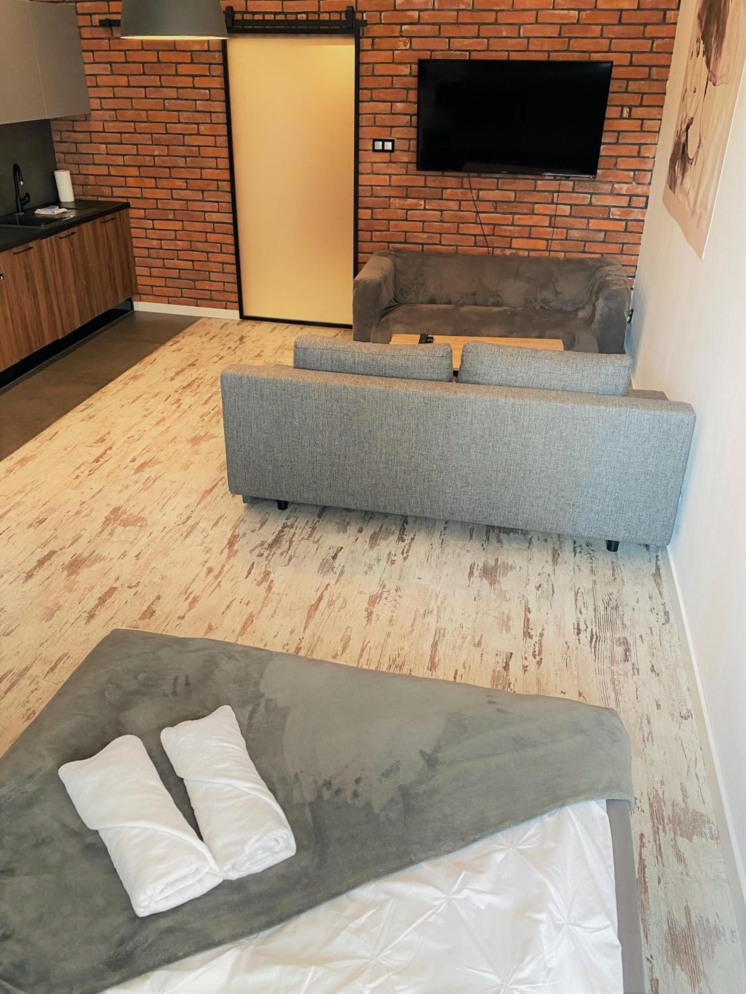 Апартаменти Manufaktura Bakery, Penthouse 200M, Prywatna Kamienica, Parking Strzezony Лодзь Номер фото